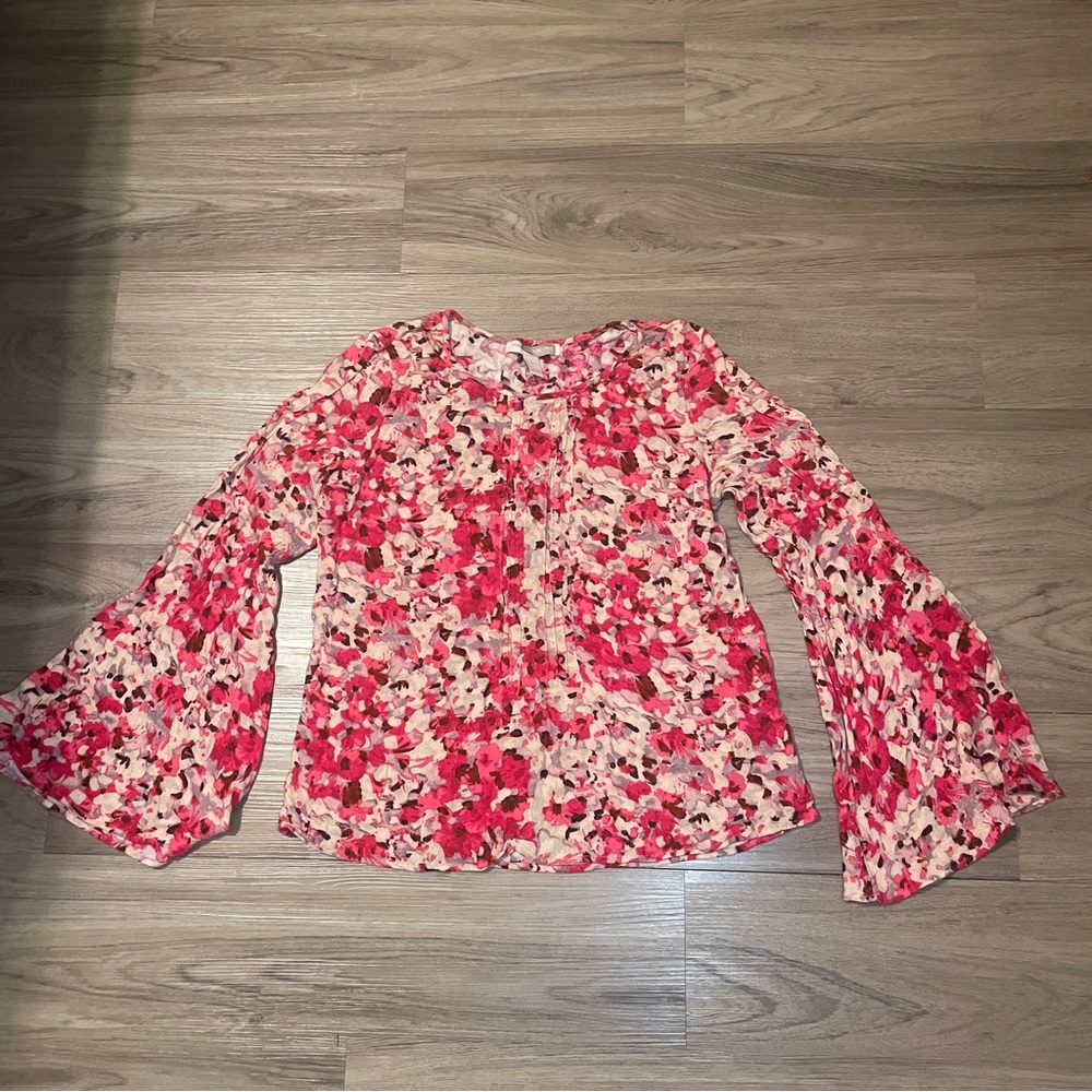 Forever 21 Floral Flared Sleeves Blouse Size Large
